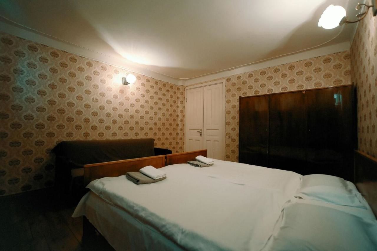 Отели типа «постель и завтрак» Guest House Old Kutaisi Кутаиси-19