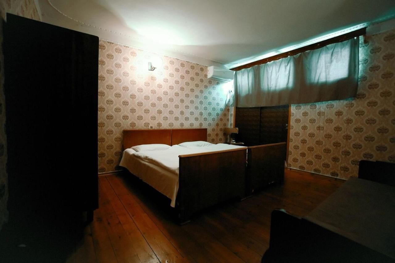 Отели типа «постель и завтрак» Guest House Old Kutaisi Кутаиси-22